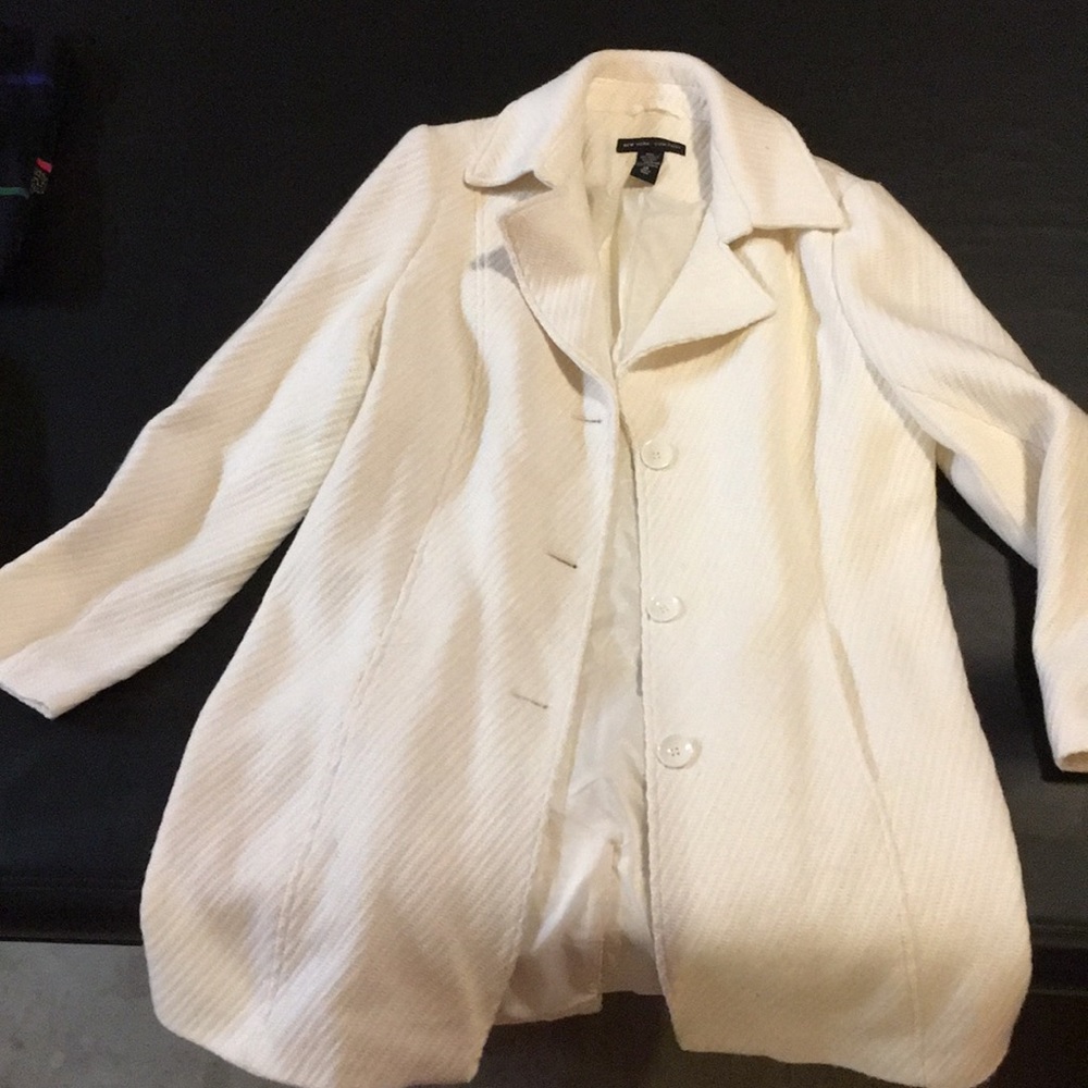 S 14 New York and Company white winter coat.